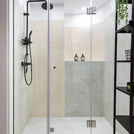 Apartment Qult - Paradiso Perduto Bucharest
