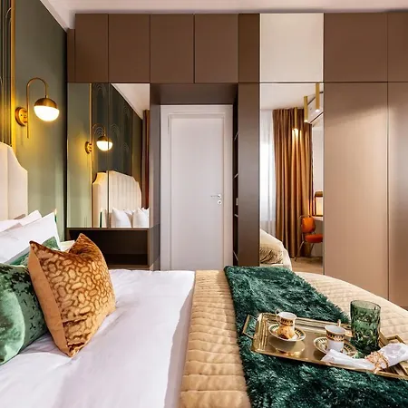 Qult - Paradiso Perduto Bukarest